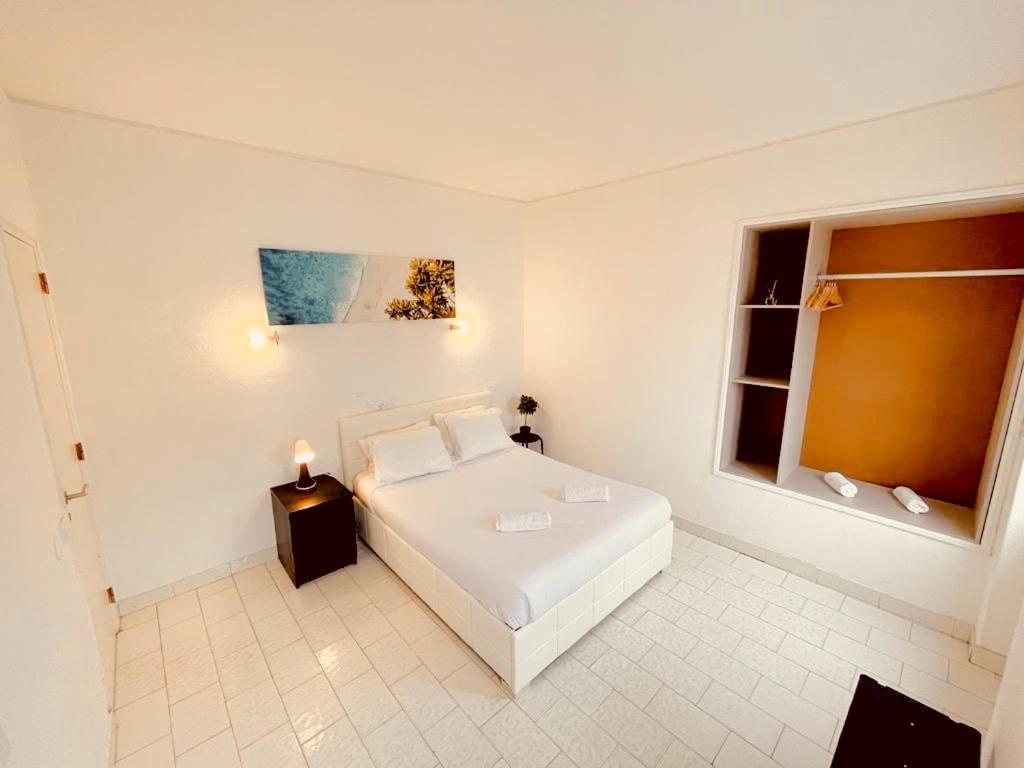 Central Atlantic Beach Guesthouse Коста да Капарика Екстериор снимка